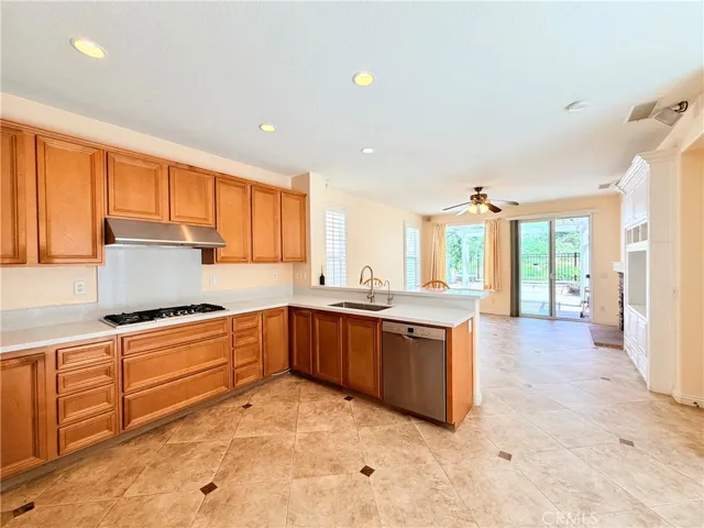 17085 Camino Galvez, Yorba Linda, California 92886