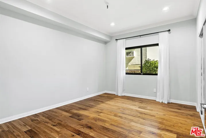 14630 Dickens Street 108, Los Angeles, California 91403