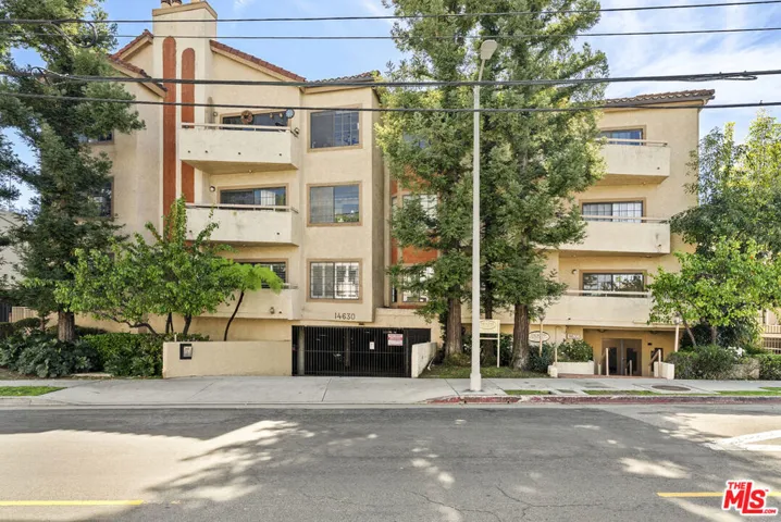 14630 Dickens Street 108, Los Angeles, California 91403