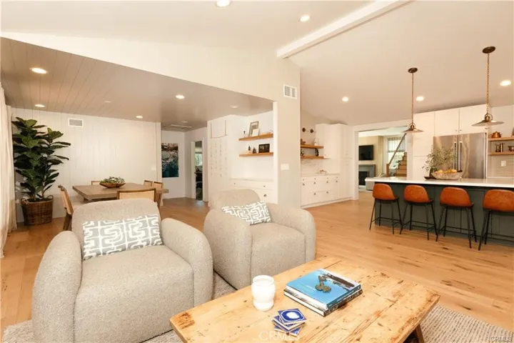 9552 Sailfish Drive, Huntington Beach, California 92646