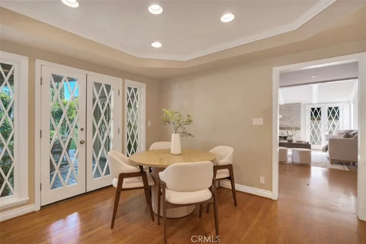 4200 Gayle Drive, Tarzana, California 91356