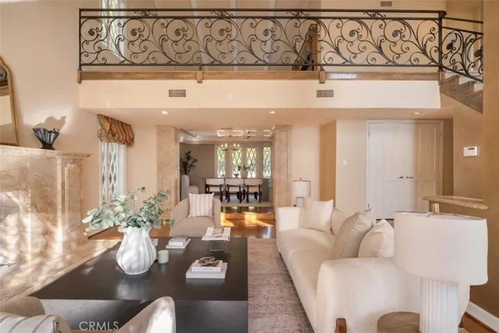 4200 Gayle Drive, Tarzana, California 91356