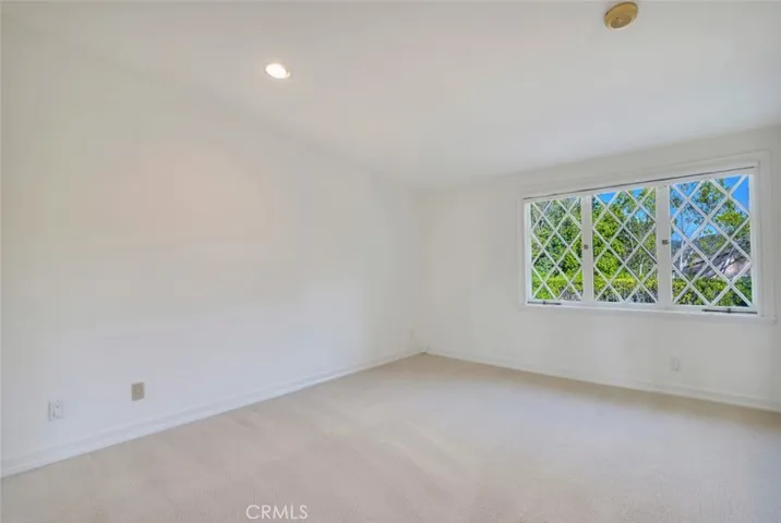 4200 Gayle Drive, Tarzana, California 91356