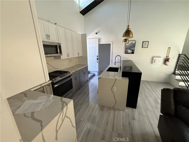 15008 Larkspur Street, Sylmar, California 91342