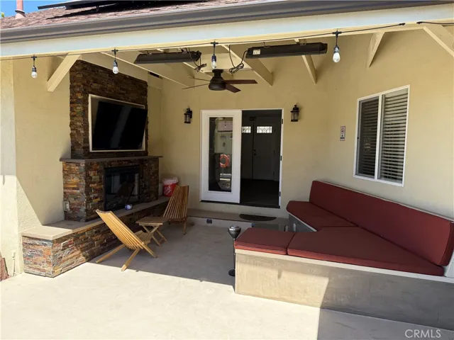15008 Larkspur Street, Sylmar, California 91342