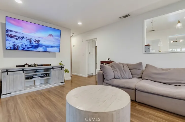 4368 Levelside, Lakewood, California 90712