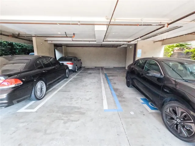 2006 S Corning Street 3, Los Angeles, California 90034
