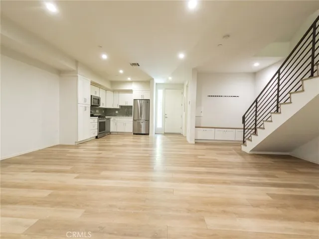 2006 S Corning Street 3, Los Angeles, California 90034
