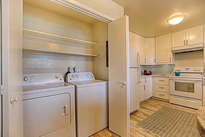 136 Canfield Avenue A, Santa Cruz, California 95060