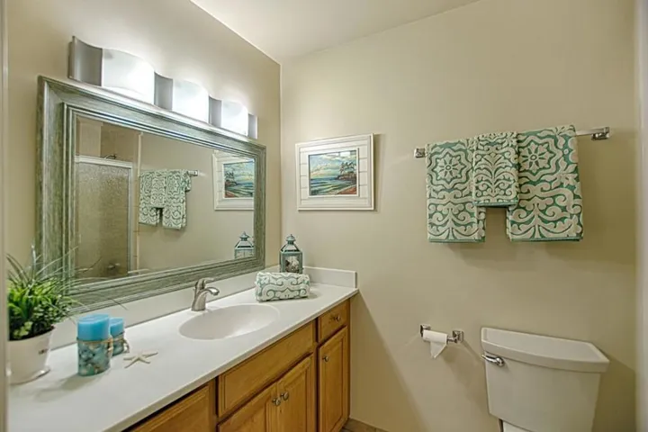136 Canfield Avenue A, Santa Cruz, California 95060