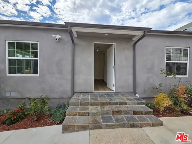 1165 Stanford St 1, Santa Monica, California 90403