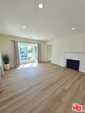 1165 Stanford St 1, Santa Monica, California 90403