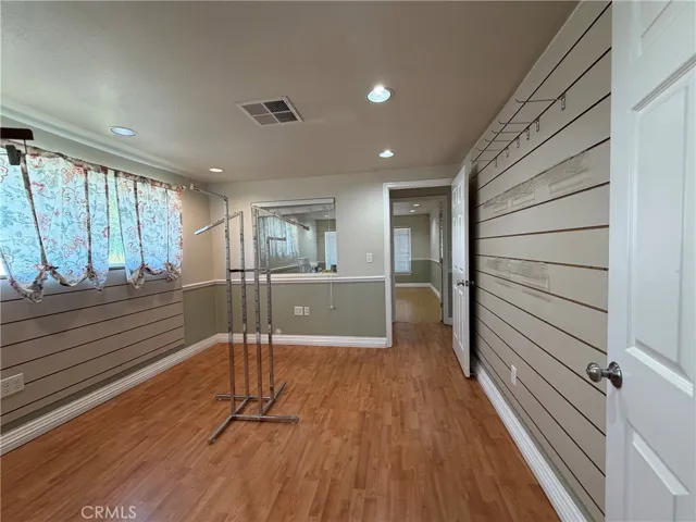 7675 Skyway, Paradise, California 95969