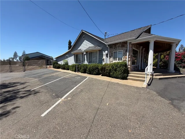 7675 Skyway, Paradise, California 95969