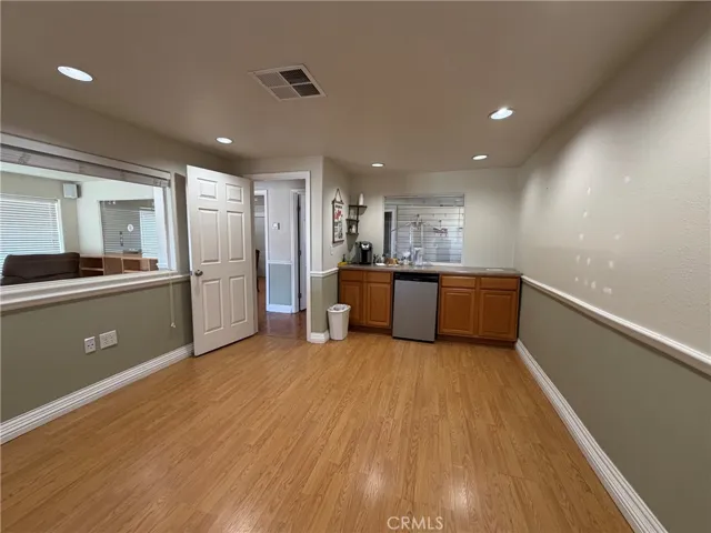7675 Skyway, Paradise, California 95969