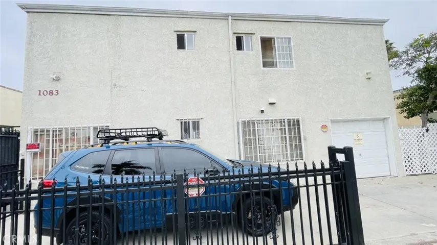 1083 Gaviota Avenue, Long Beach, California 90813