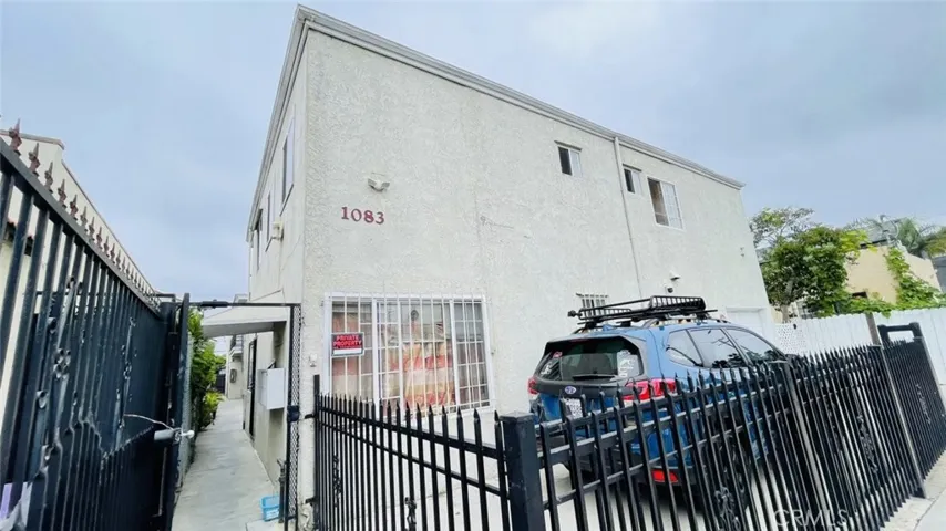 1083 Gaviota Avenue, Long Beach, California 90813