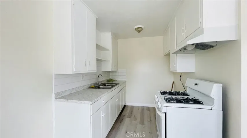 1083 Gaviota Avenue, Long Beach, California 90813