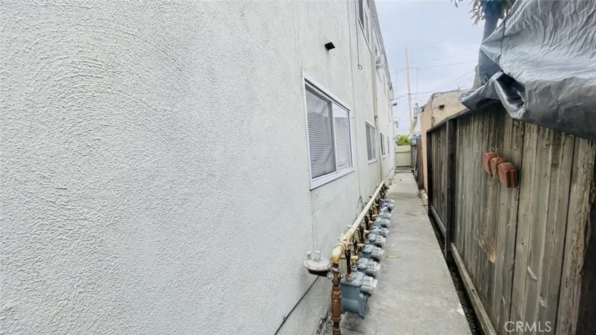 1083 Gaviota Avenue, Long Beach, California 90813