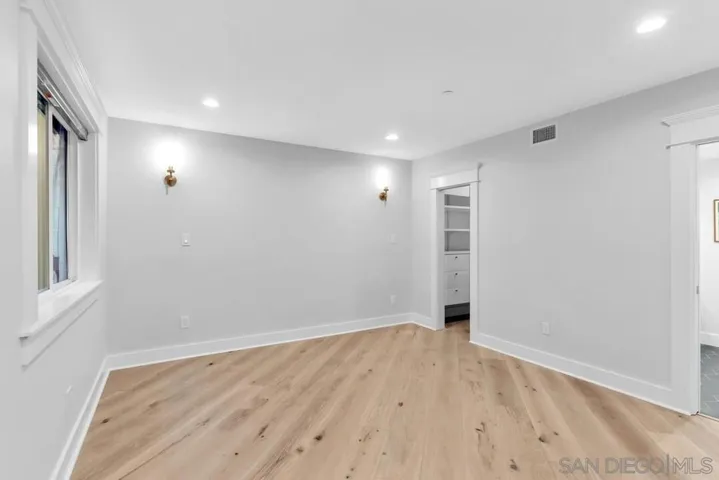 943 F Avenue, Coronado, California 92118