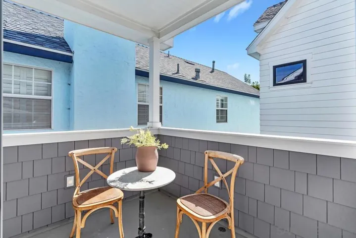 943 F Avenue, Coronado, California 92118