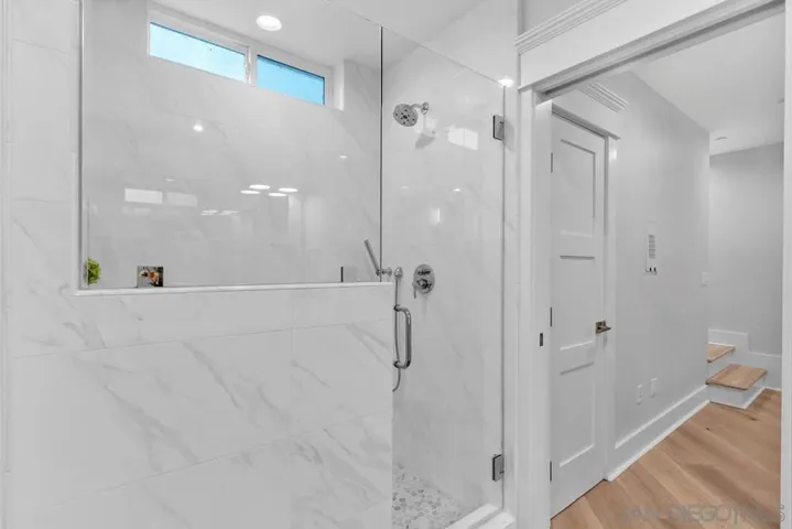 943 F Avenue, Coronado, California 92118