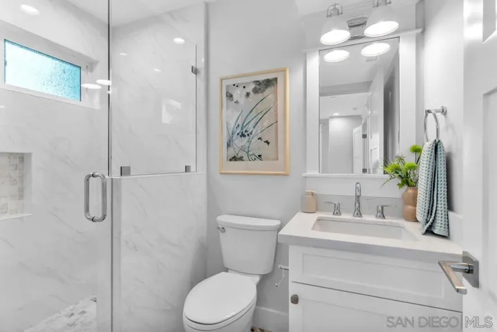 943 F Avenue, Coronado, California 92118