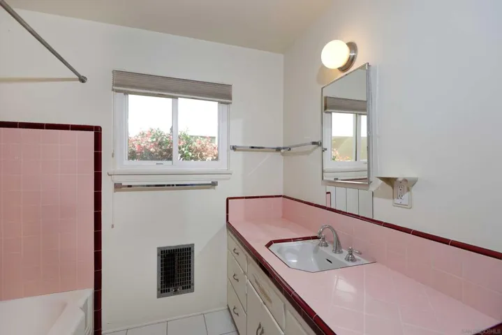 8405 Paseo Del Ocaso, La Jolla, California 92037
