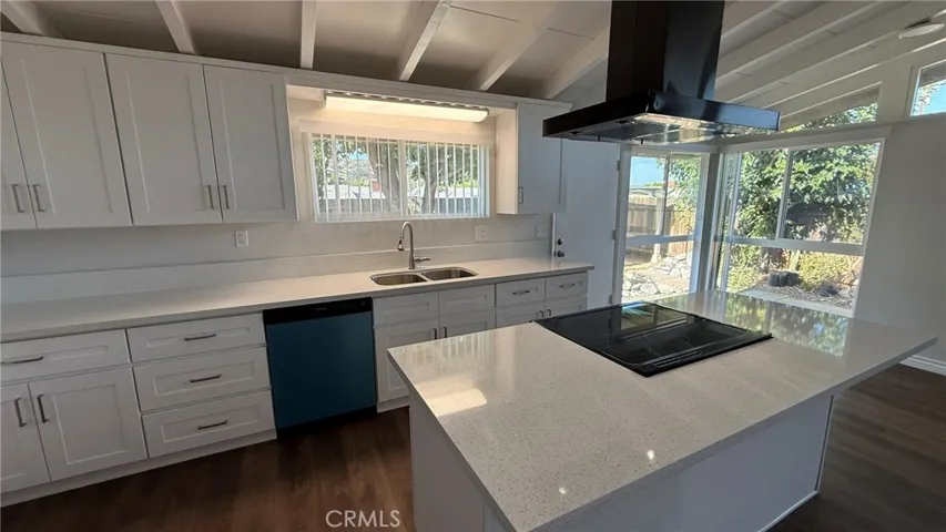1002 E Walnut, Glendora, California 91741
