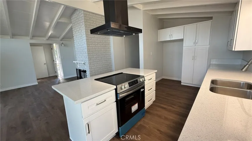 1002 E Walnut, Glendora, California 91741