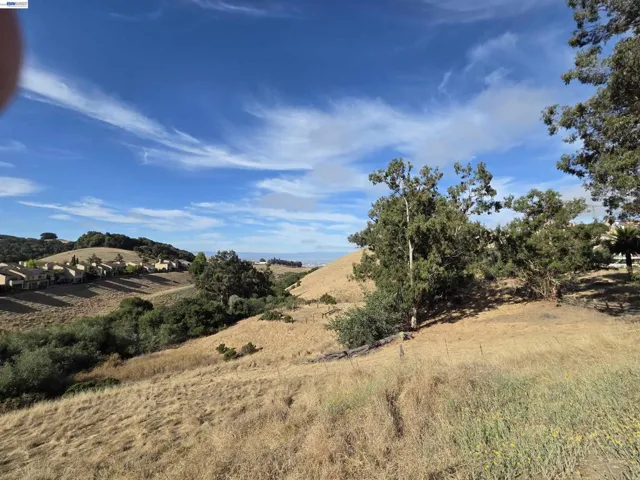 27907 Dobbel Ave, Hayward, California 94542