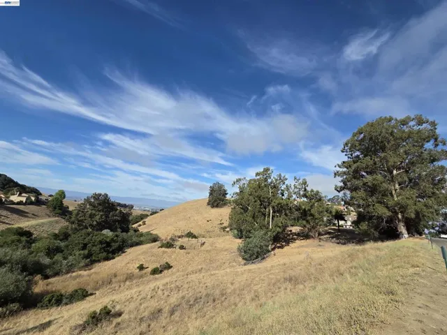 27907 Dobbel Ave, Hayward, California 94542