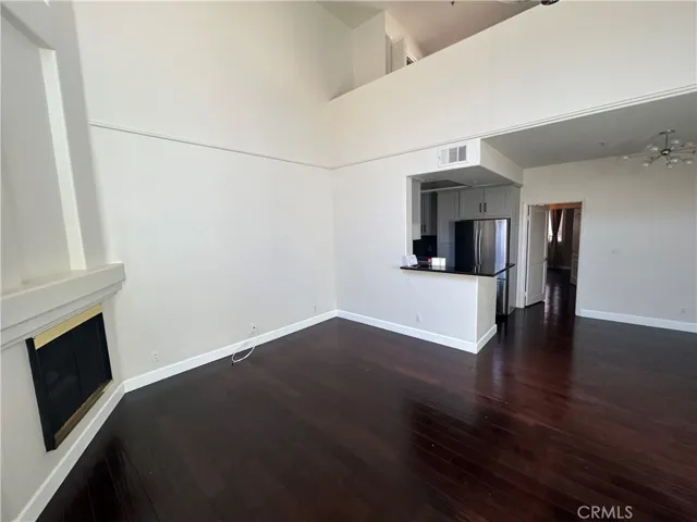 7111 La Tijera, Los Angeles, California 90045
