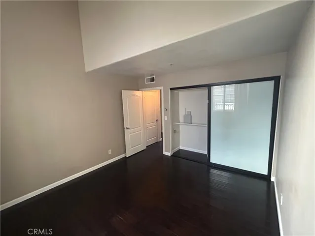 7111 La Tijera, Los Angeles, California 90045