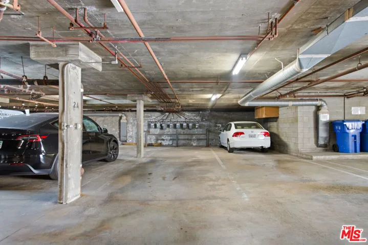 1110 S Shenandoah Street 8, Los Angeles, California 90035