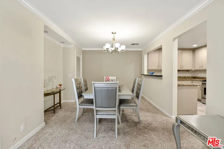 1110 S Shenandoah Street 8, Los Angeles, California 90035