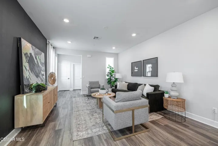 3073HarrisonLn 8
