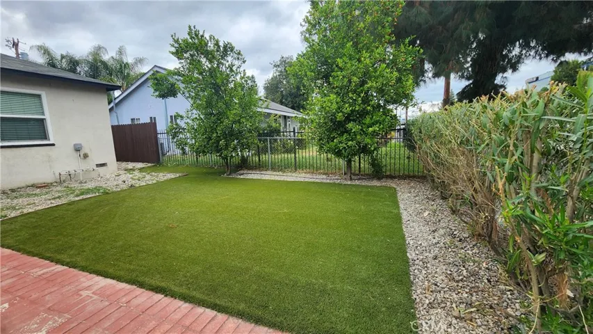 15709 Devonshire, Los Angeles, California 91344