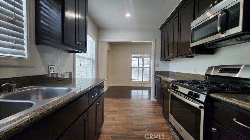 15709 Devonshire, Los Angeles, California 91344