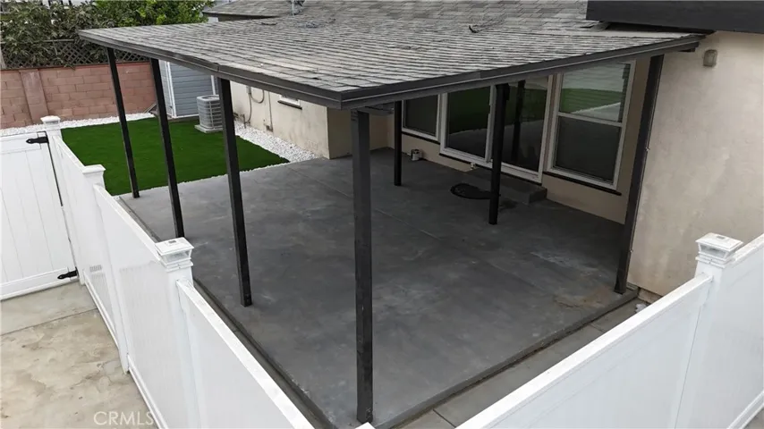 15709 Devonshire, Los Angeles, California 91344