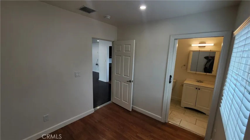 15709 Devonshire, Los Angeles, California 91344