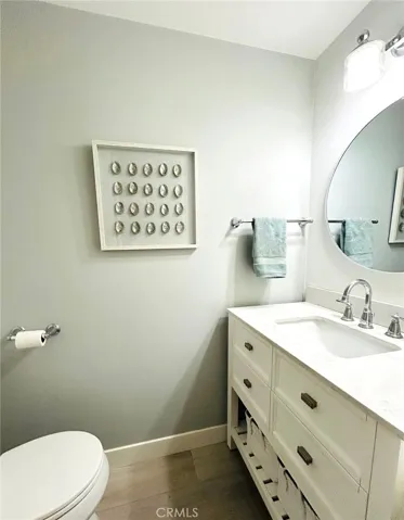 446 Vista Roma, Newport Beach, California 92660