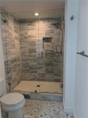 446 Vista Roma, Newport Beach, California 92660