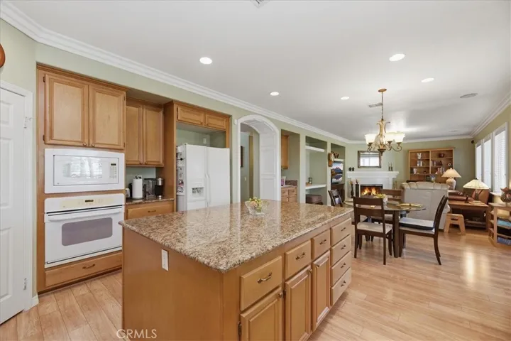 1615 Via Modena Way, Corona, California 92881