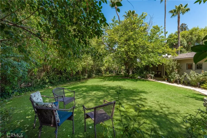 4956 Hood Drive, Woodland Hills, California 91364