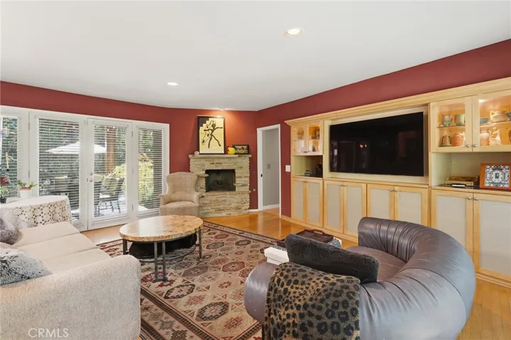 4956 Hood Drive, Woodland Hills, California 91364