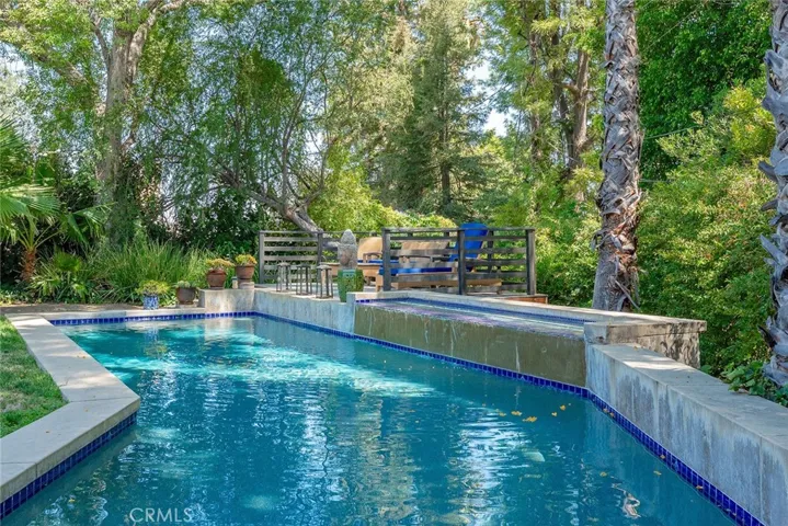 4956 Hood Drive, Woodland Hills, California 91364