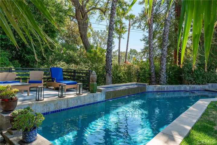4956 Hood Drive, Woodland Hills, California 91364