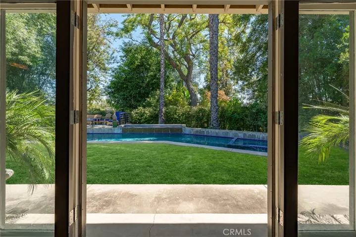 4956 Hood Drive, Woodland Hills, California 91364