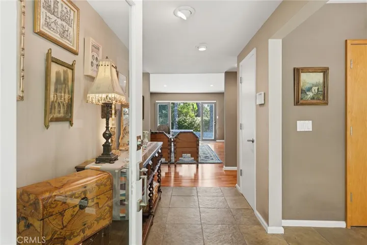4956 Hood Drive, Woodland Hills, California 91364